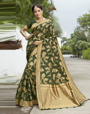 Green woven banarasi cotton saree with blouse 1