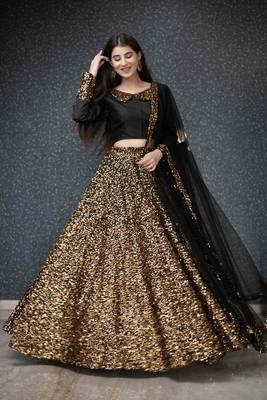 Gold plain silk semi stitched lehenga 1