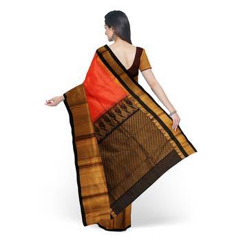 Light orange hand woven andhra pradesh handloom saree with blouse 3