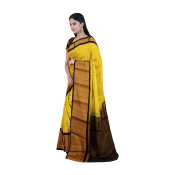 Yellow hand woven andhra pradesh handloom saree with blouse 2