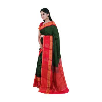 Dark green hand woven andhra pradesh handloom saree with blouse 2