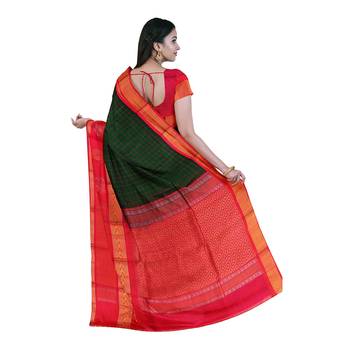 Dark green hand woven andhra pradesh handloom saree with blouse 3