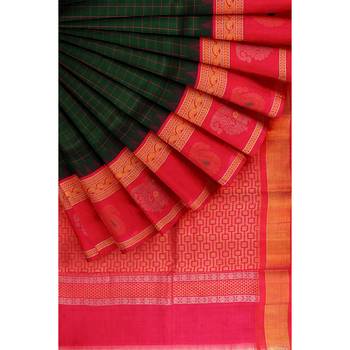 Dark green hand woven andhra pradesh handloom saree with blouse 4