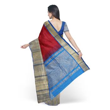 Red hand woven andhra pradesh handloom saree with blouse 3