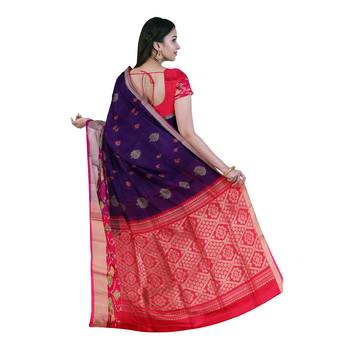 Dark blue hand woven andhra pradesh handloom saree with blouse 3