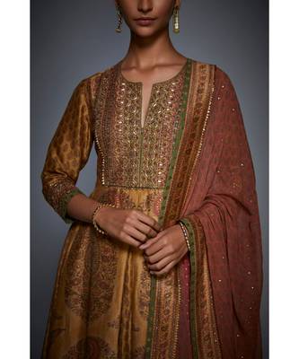 RI Olive Green Embroidered Kurta With Palazzo & Dupatta Set 5