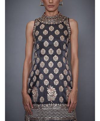  RI black satin Sleeveless Kurta Set  5