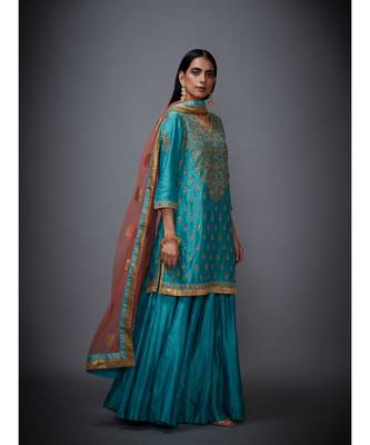 Ri Ritu Kumar Turquoise & Gold Embroidered Kurta With Dupatta And Palazzo 3