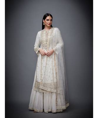 RI White Embroidered Kurta Set 2