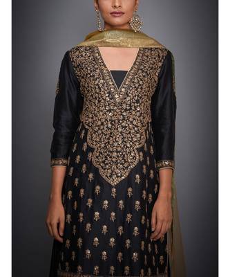 Ri Ritu Kumar Black cotton silk Kurta With Crinkled Palazzo and Dupatta 6