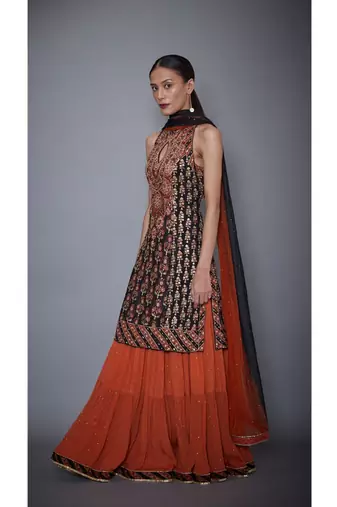  RI Black & Rust Embroidered Kurta Set