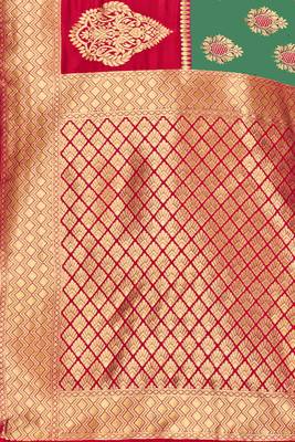 Green woven art  silk saree with blouse 4