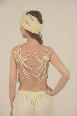 Beige net blouse with dori work 5