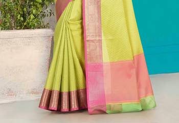 Pink Banarasi Tanchoi Art Muslin Silk Saree With Blouse 3