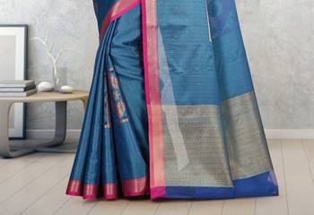 Teal Banarasi Tanchoi Art Muslin Silk Saree With Blouse 3