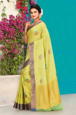 Light Green Banarasi Tanchoi Art Muslin Silk Saree With Blouse 2