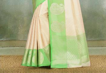 Cream Banarasi Brocade Art Silk Saree With Blouse 3