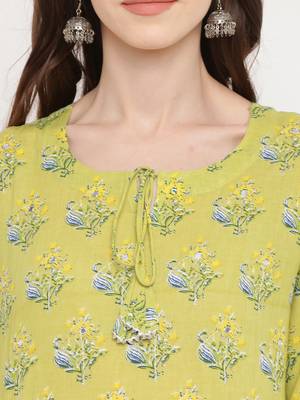 Women'S Floral Print & Mirror Work Straight Cotton Parrot Green Kurti 5