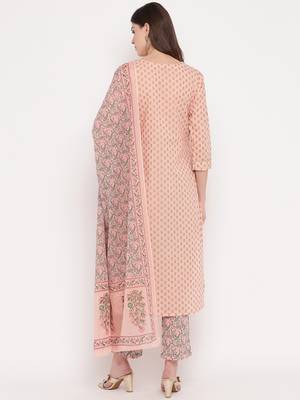 Women'S Foil Print & Gota Patti Work Straight Cotton Peach Kurta,Pant & Dupatta 2