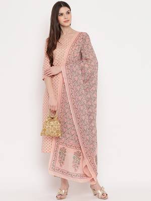 Women'S Foil Print & Gota Patti Work Straight Cotton Peach Kurta,Pant & Dupatta 10