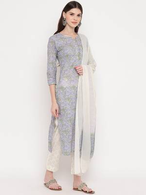 Women'S Floral Print & Gota Patti Work Straight Cotton Lavender Kurta,Pant & Dupatta 4
