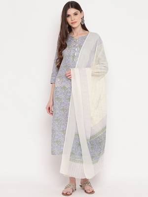 Women'S Floral Print & Gota Patti Work Straight Cotton Lavender Kurta,Pant & Dupatta 9