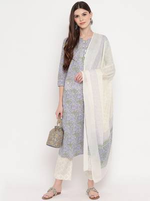 Women'S Floral Print & Gota Patti Work Straight Cotton Lavender Kurta,Pant & Dupatta 11