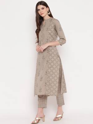 Women's Foil Print & Gota Patti Work Straight cotton Grey Kurti With Pant Set 9
