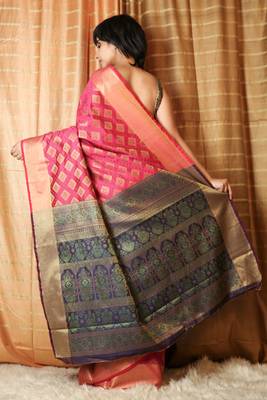 Pink woven patola saree with blouse 3