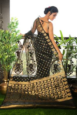 Black woven blended cotton saree with blouse 2
