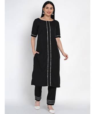 women black crepe straight kurta and pant set with gota inserts 2