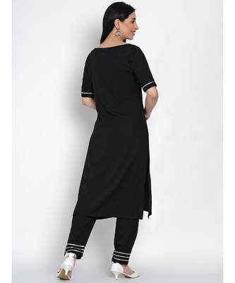 women black crepe straight kurta and pant set with gota inserts 3