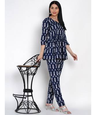 women cotton navy ikkat print cotton set of peplum top and straight pants 2