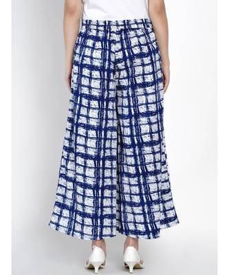 women blue and white abstract print flared relaxed pants 2
