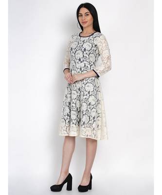 women lace dress with navy lining 4