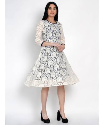 women lace dress with navy lining 5