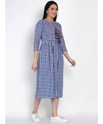 women handloom cotton blue and white check dress with pintuck at yoke and colourfull tassle 4