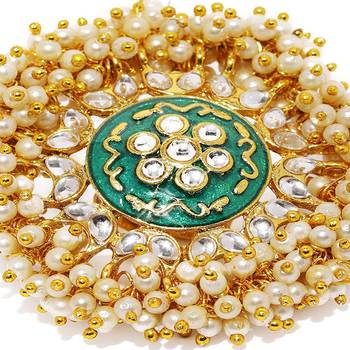 Green pearl rings 5
