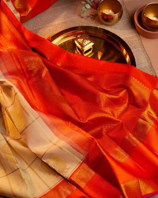 Cream woven kanchipuram silk saree with blouse 3