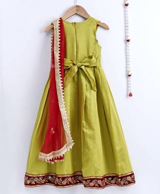 Girls Ruffle Sleeve Taffeta Silk Party Gown- Green 2