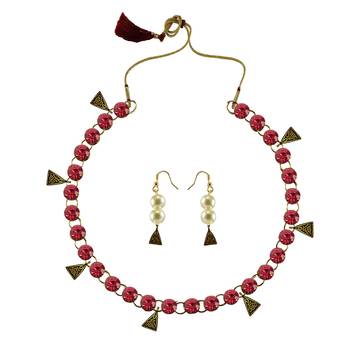 Dark Pink Stone Stud-Gold Platted Brass Necklace 1