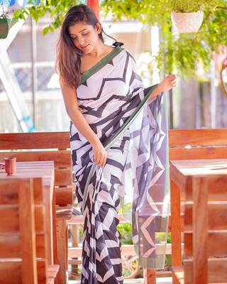 Black Fling Blended Georgette Digital Printed Saree 7