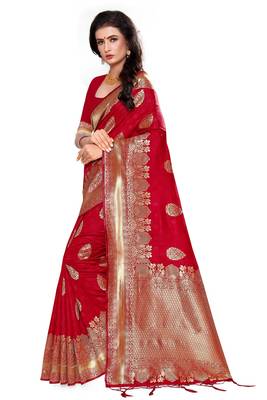 Red woven silk saree with blouse 3