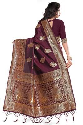 Maroon Woven Silk Blend Saree With Blouse 3
