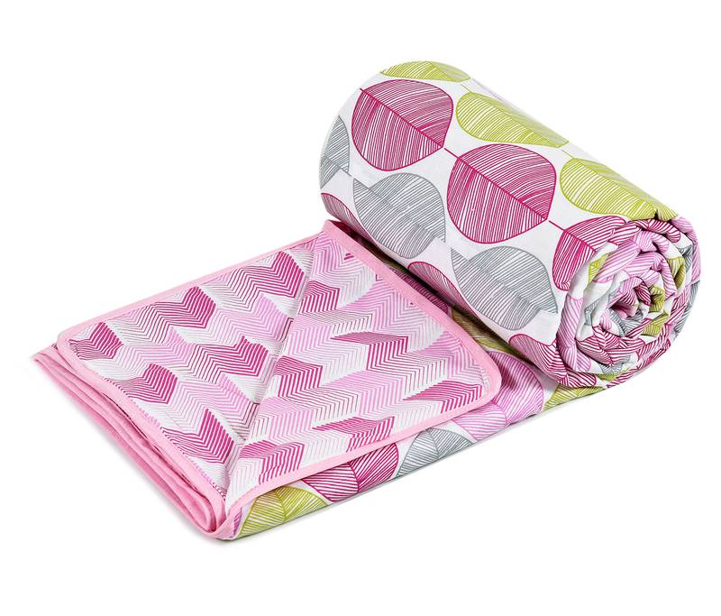 Pink Be Wangle Leaves Printed Reversible Single Bed Dohar AC Blanket
