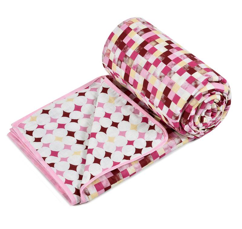 Light Red Be Wangle Geometric Printed Reversible Single Bed Dohar AC Blanket