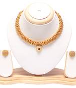 Golden Tushi with Earrings