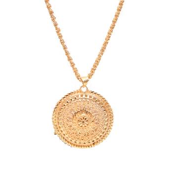 Golden long chain with pendent 2