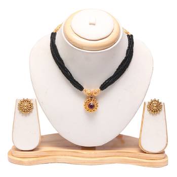Traditional maharashtrian mangalsutra with earrings 1