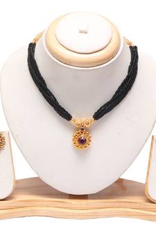 Traditional maharashtrian mangalsutra with earrings